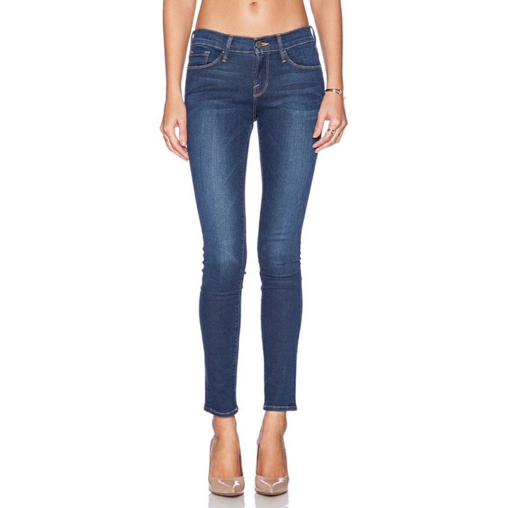 Frame > Le Skinny de Jeanne "Loyola" Size …